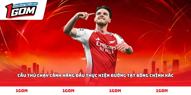 Cầu thủ chạy cánh hàng đầu thực hiện đường tạt bóng chính xác